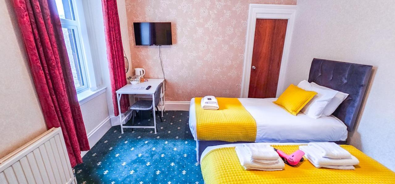 Holiday home Mystayinn Abermar 12 Bedroom House *