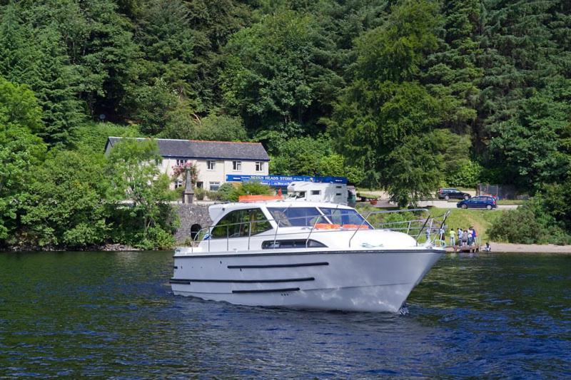 Caley Cruisers Botel *