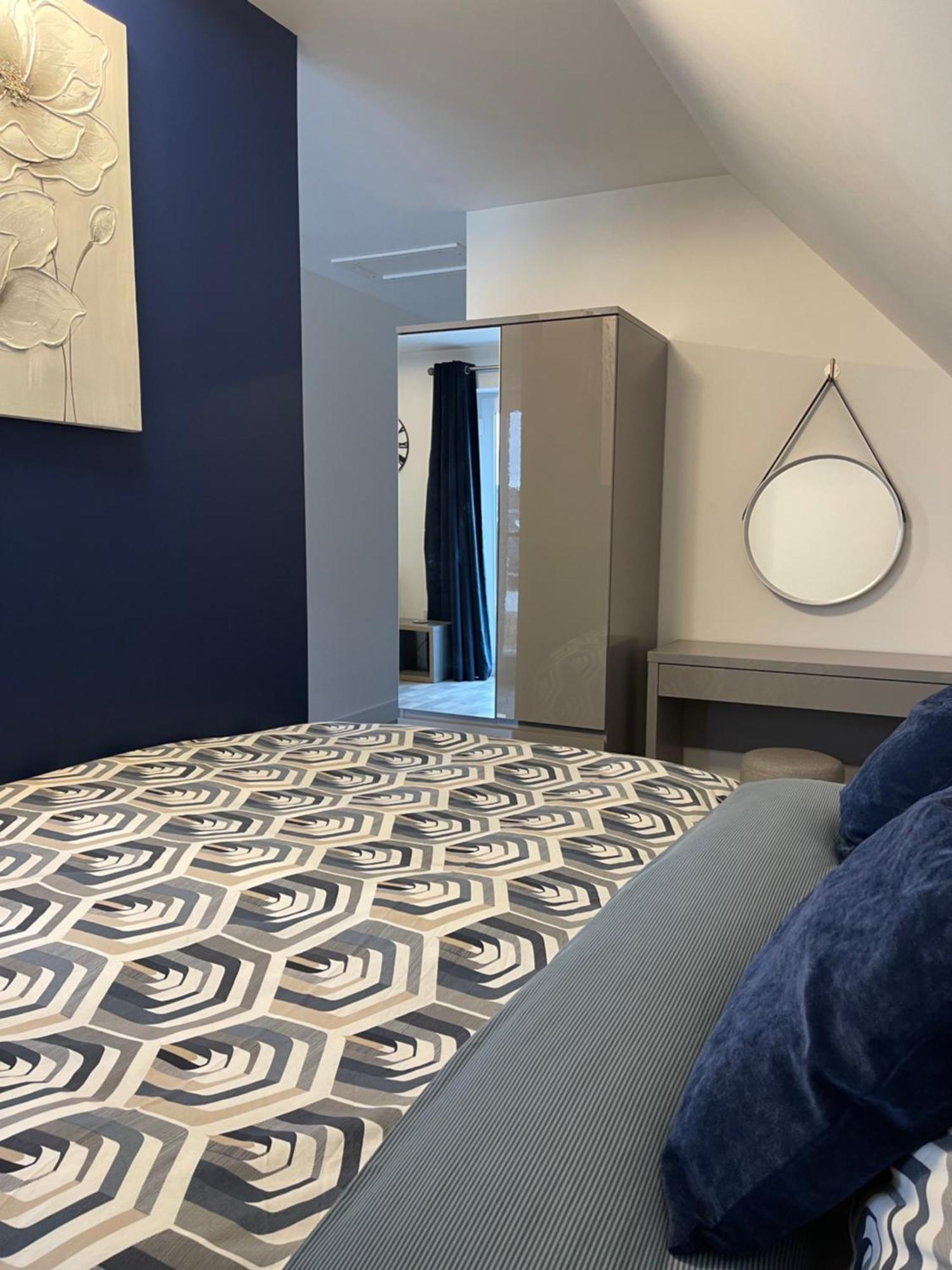 Lochside Loft - Self Catering For 2 In A Great Location For Airport And Both Cabot Highlands & Nairn Golf Courses
