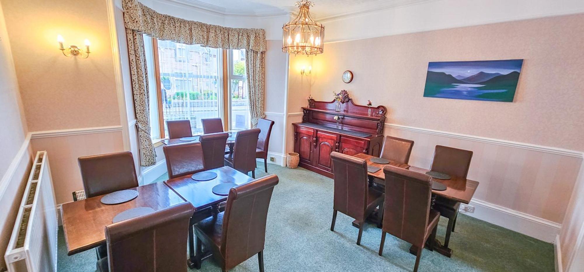Mystayinn Abermar 12 Bedroom House Holiday home Inverness