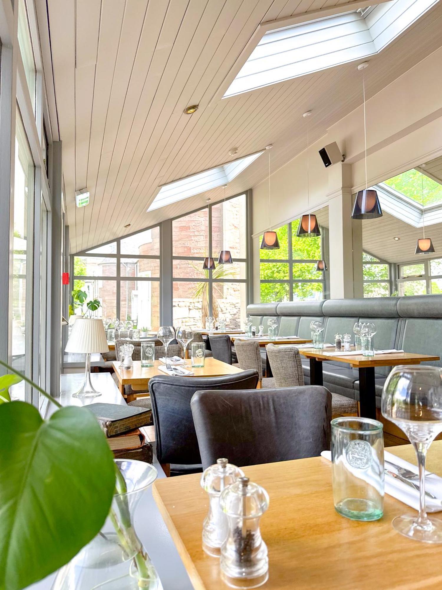 Glen Mhor At Uile-bheist 'brewstillery' Hotel 4*