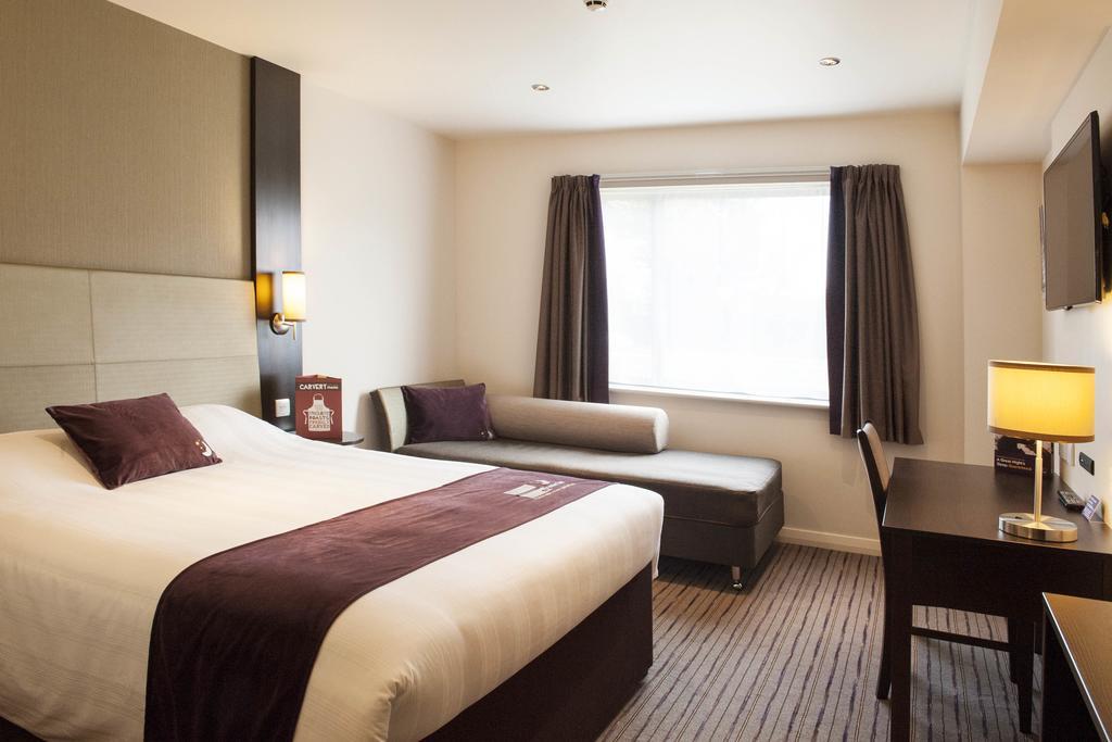 Premier East Hotel 3*