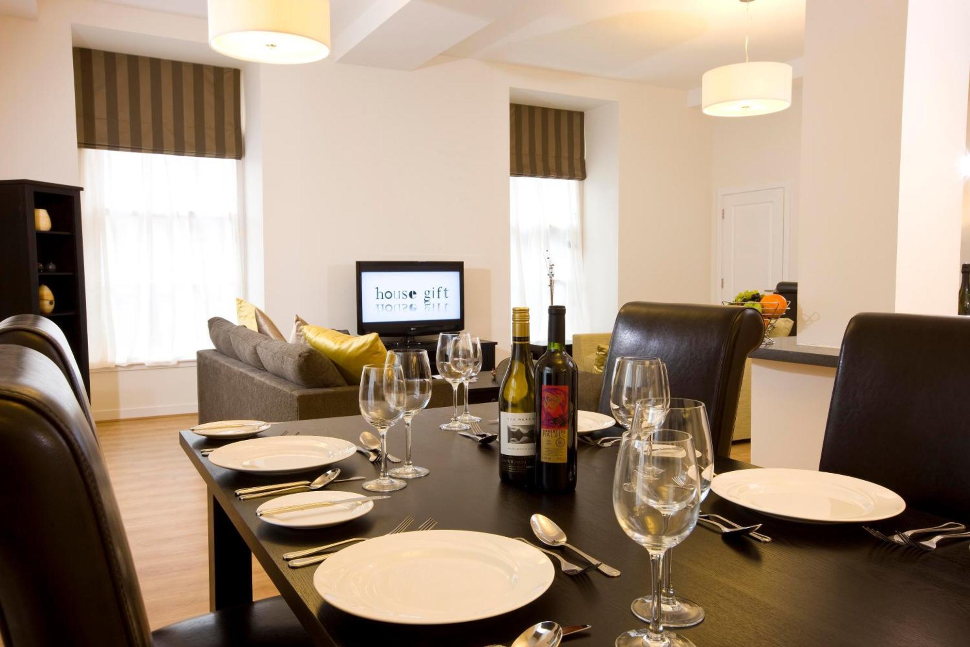 Apartment Inverness City Suites Inverness