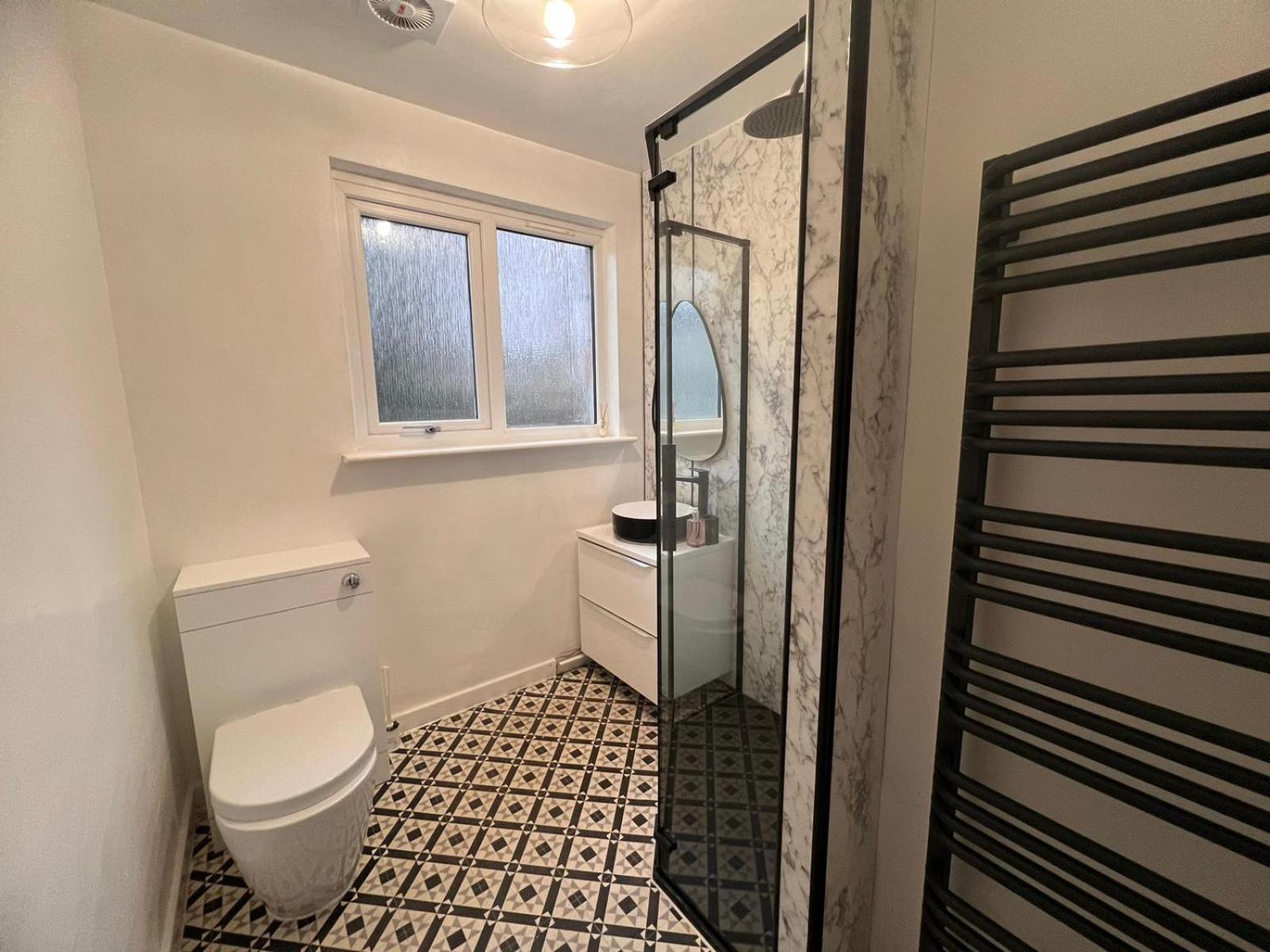 Shared House In *