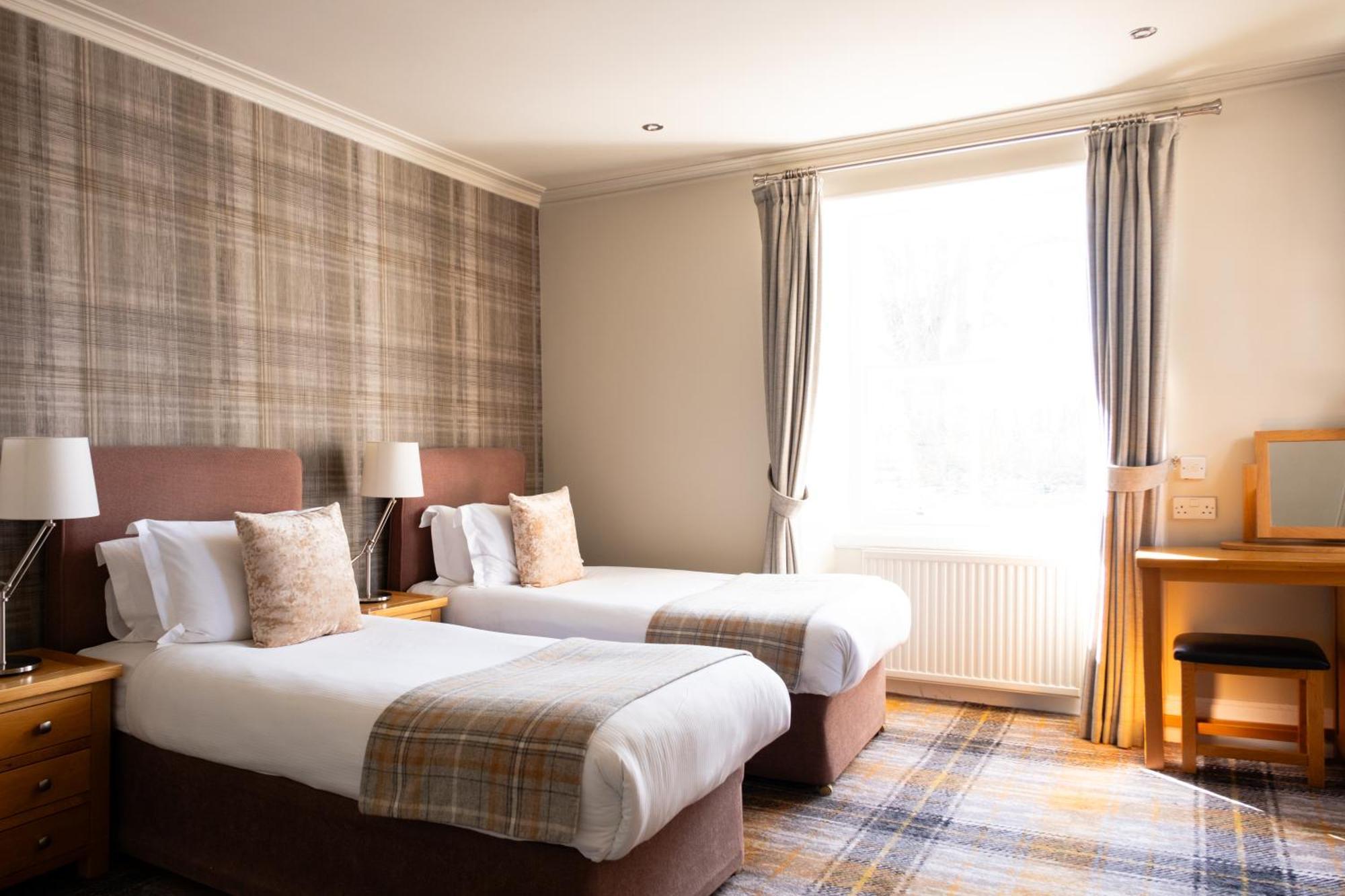 Hotel Glen Mhor At Uile-bheist 'brewstillery' 4*