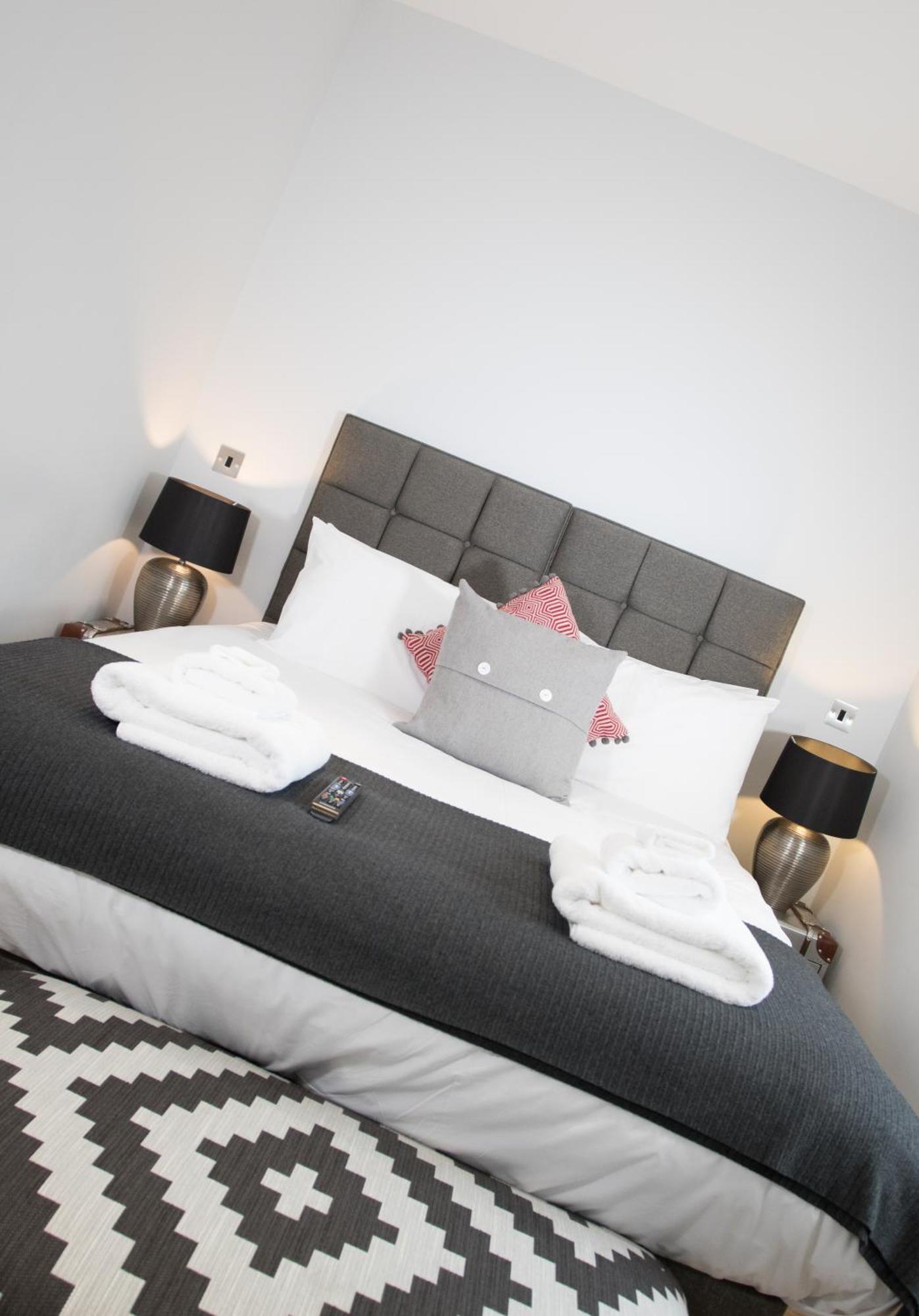 Glenmoriston Town House Apartment *