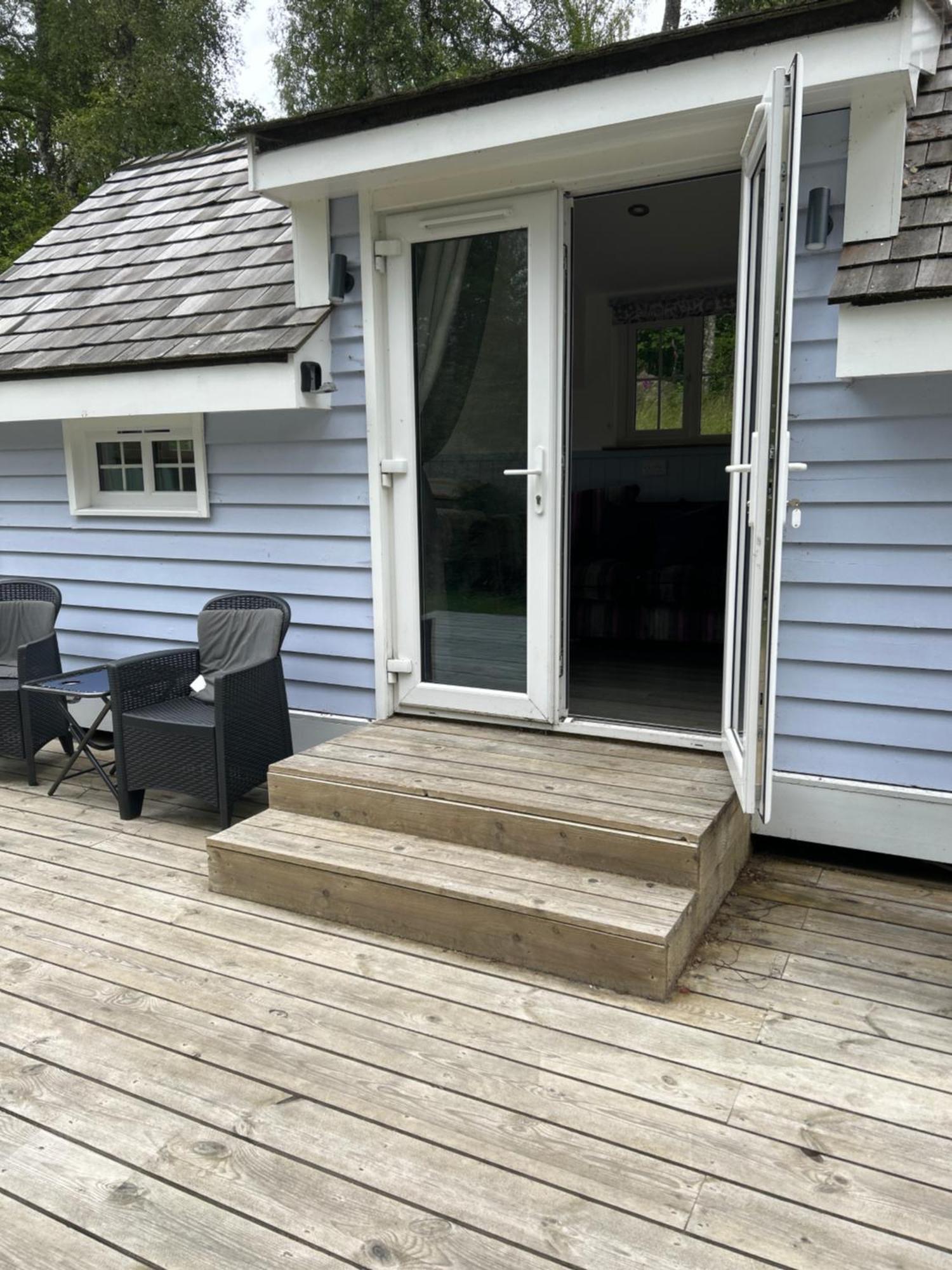 1lochness Glam Lodge Inverness