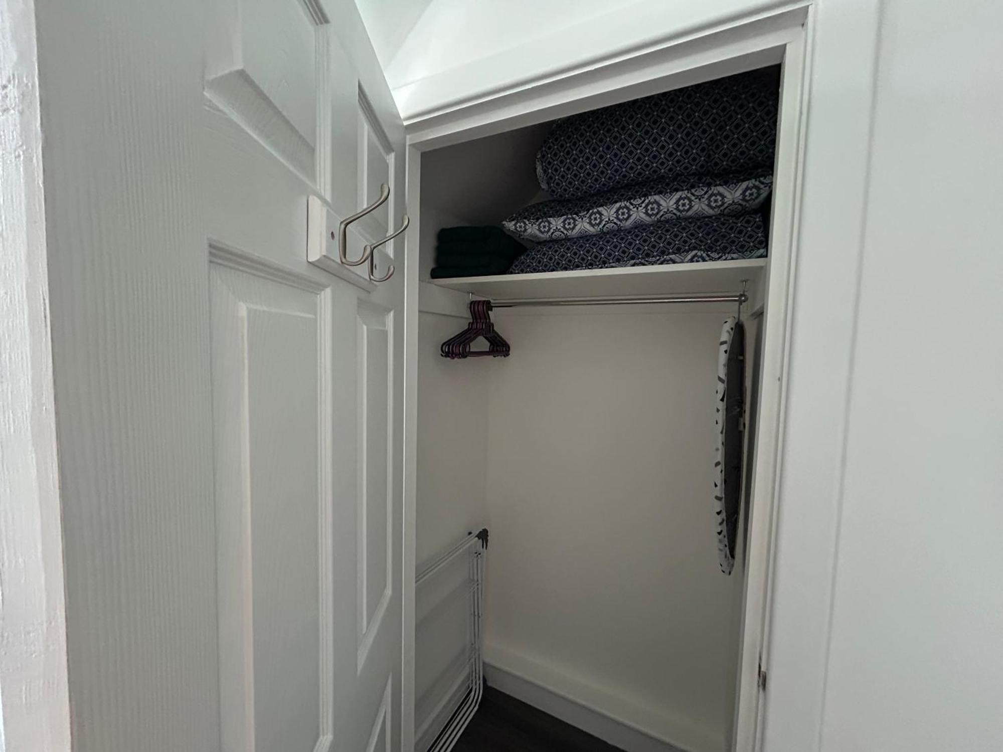 Flat 2a - Modern Flat Close To City Centre Ideal For Couples Apartment Inverness