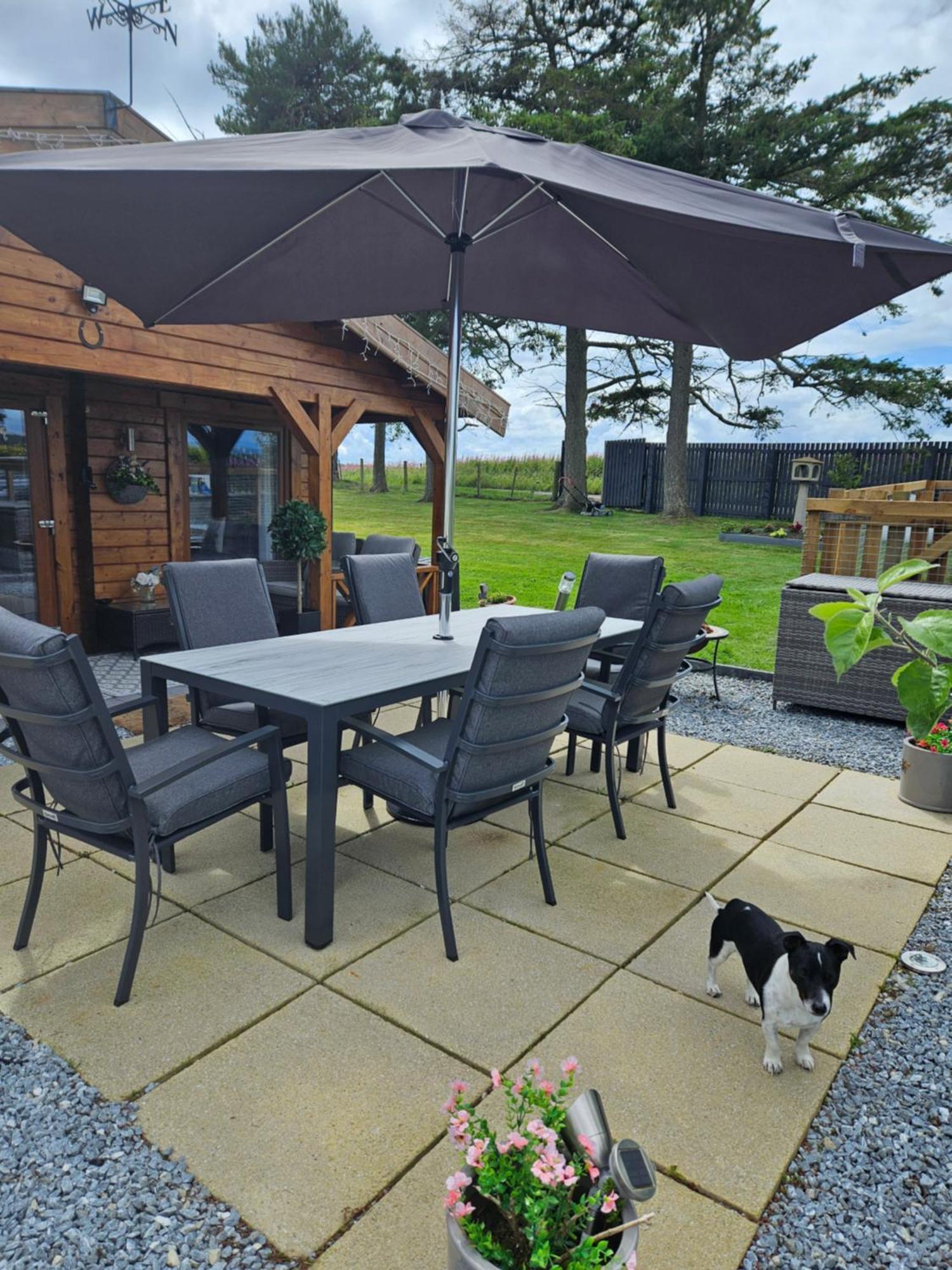Hillhaven Chalet *