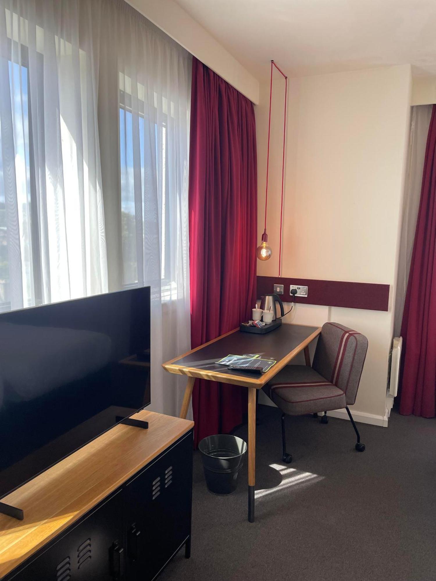 B&B Hotel Inverness Hotel 3*