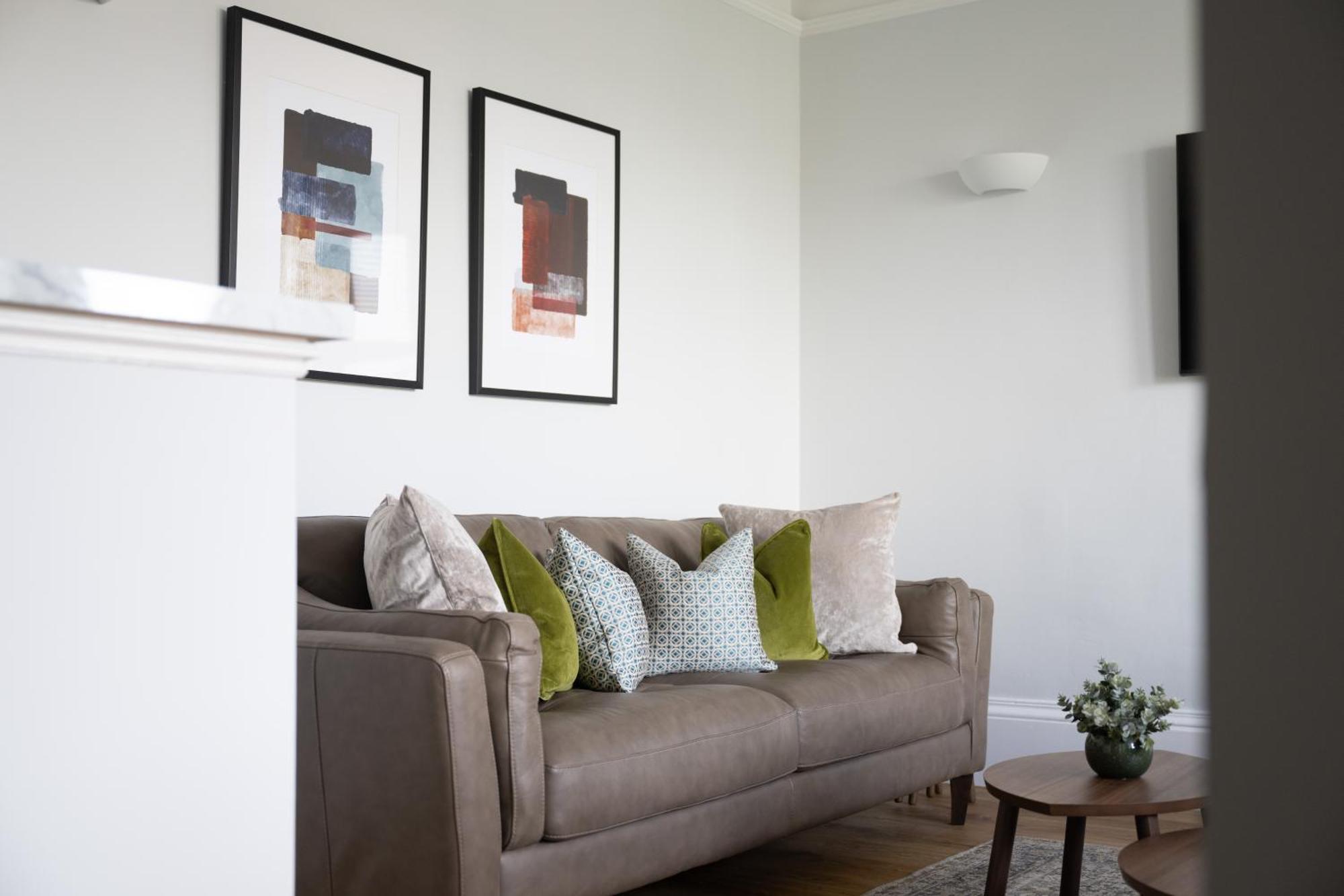Hillside Luxury Apartment Inverness