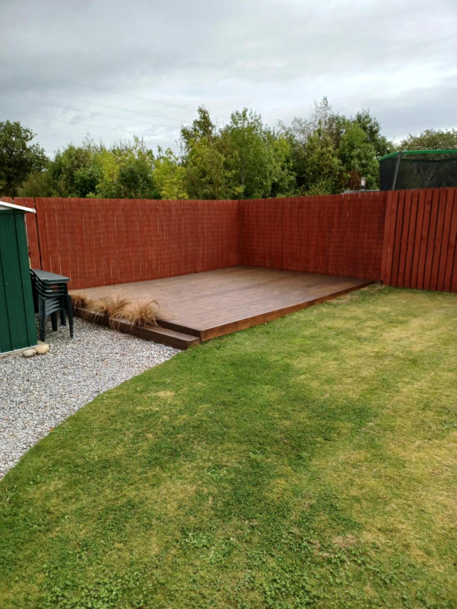 Casa de férias Modern 2 Bedroom Semi Detached House With Own Private Driveway *