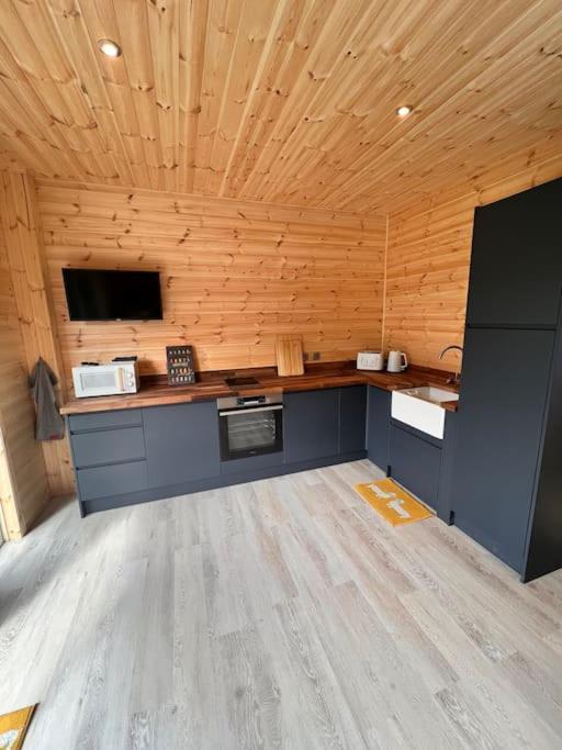 Holiday home The Pod At Loch Ness Heights At Athbhinn, Iv26tu *