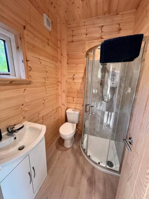 The Pod At Loch Ness Heights At Athbhinn, Iv26tu Holiday home *