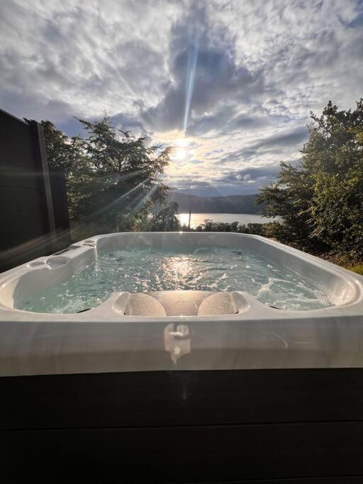 The Pod At Loch Ness Heights At Athbhinn, Iv26tu * Inverness