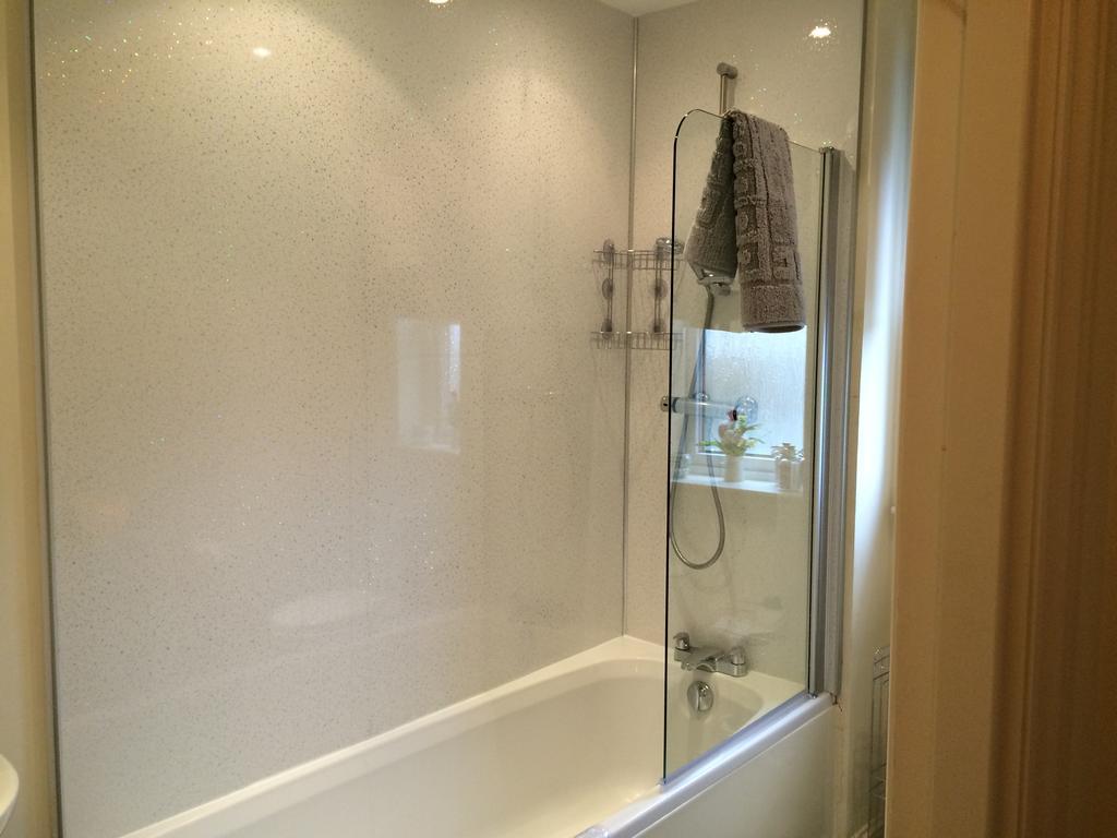 Woodgrove Apartment