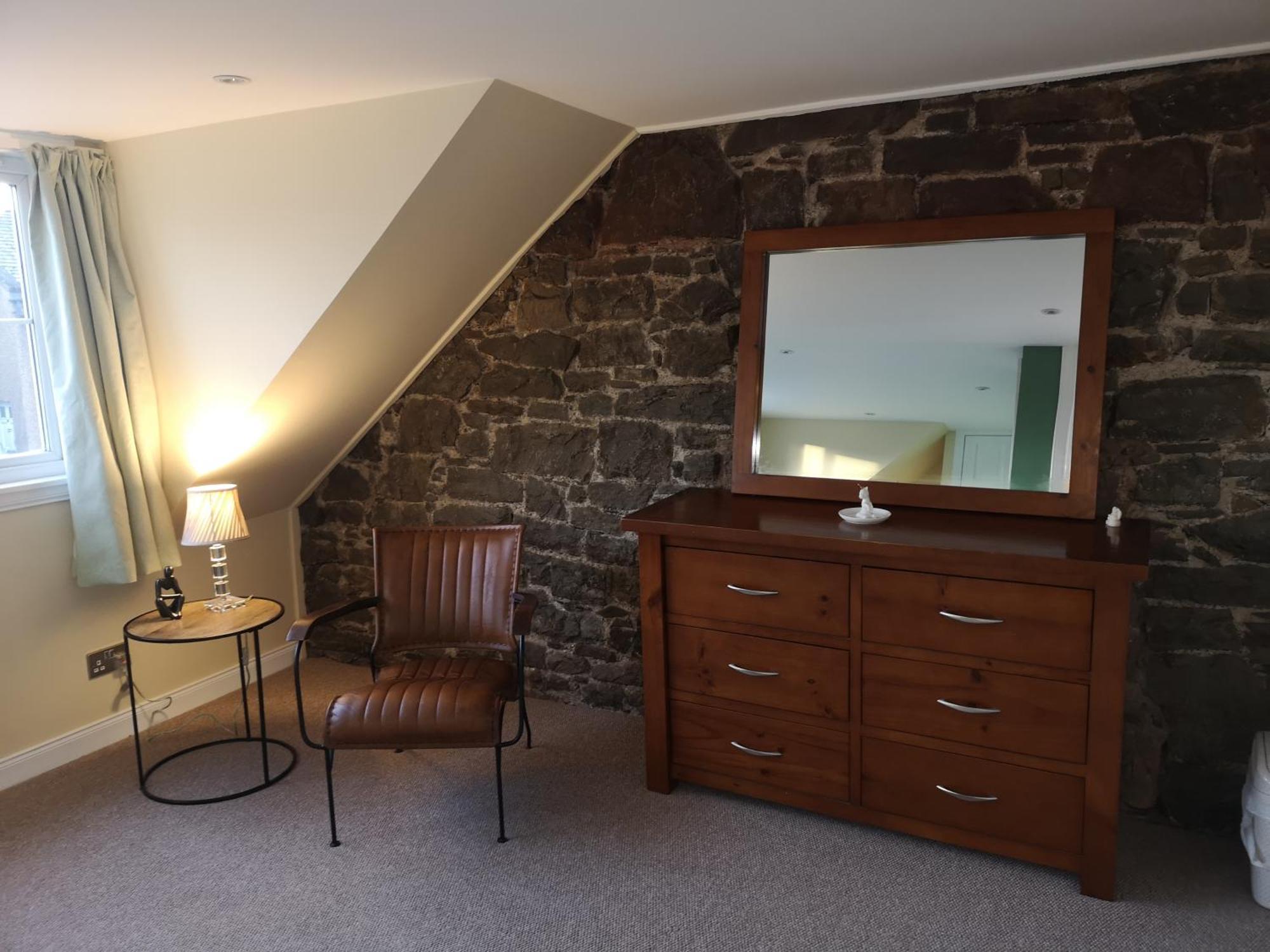 Friars Shott Holiday home