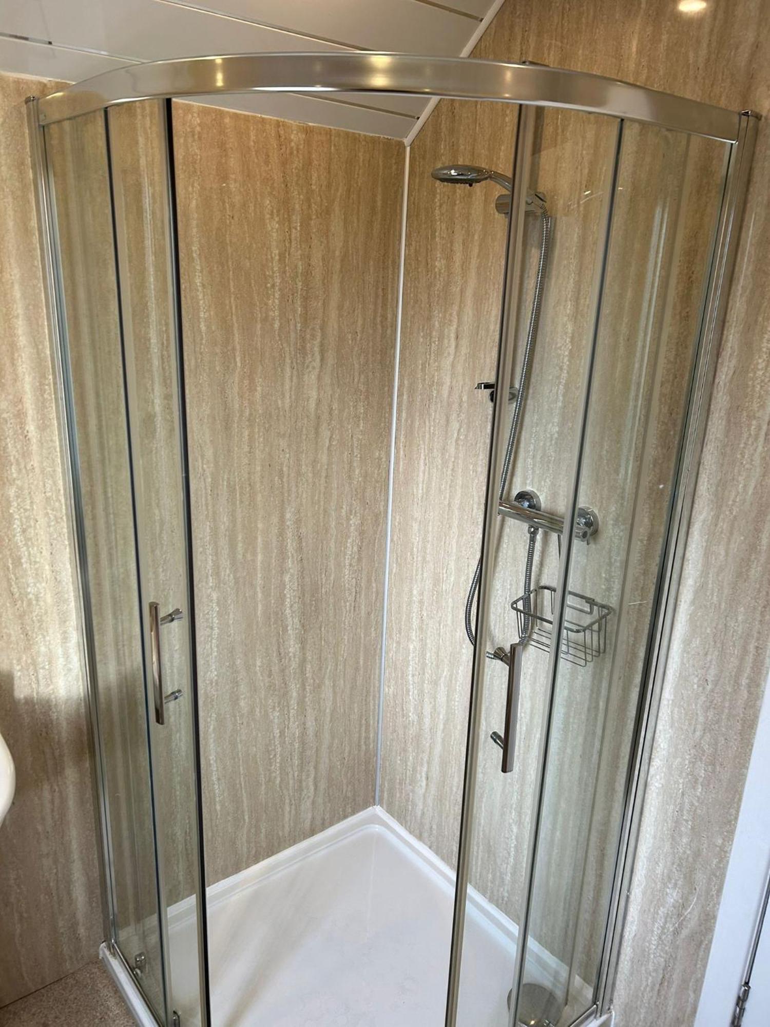 2 Bedroom Sheneval House Free Parking