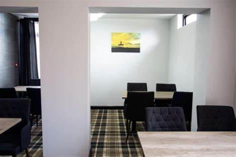 Hotel Crown & Bar