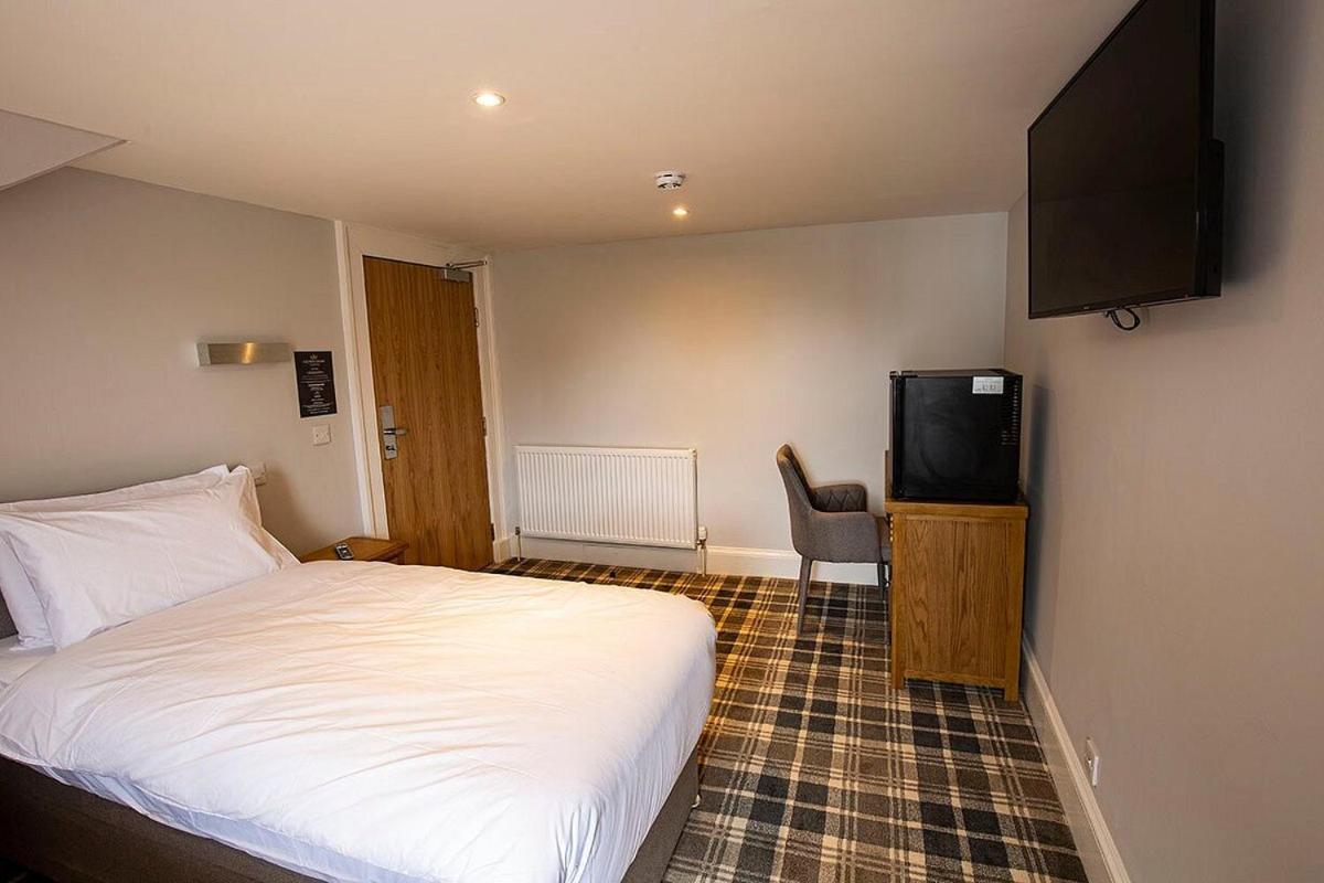 Crown & Bar 3* Inverness
