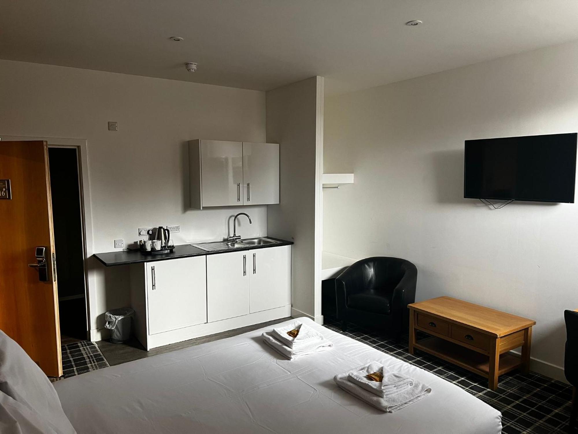 Crown & Bar 3* Inverness