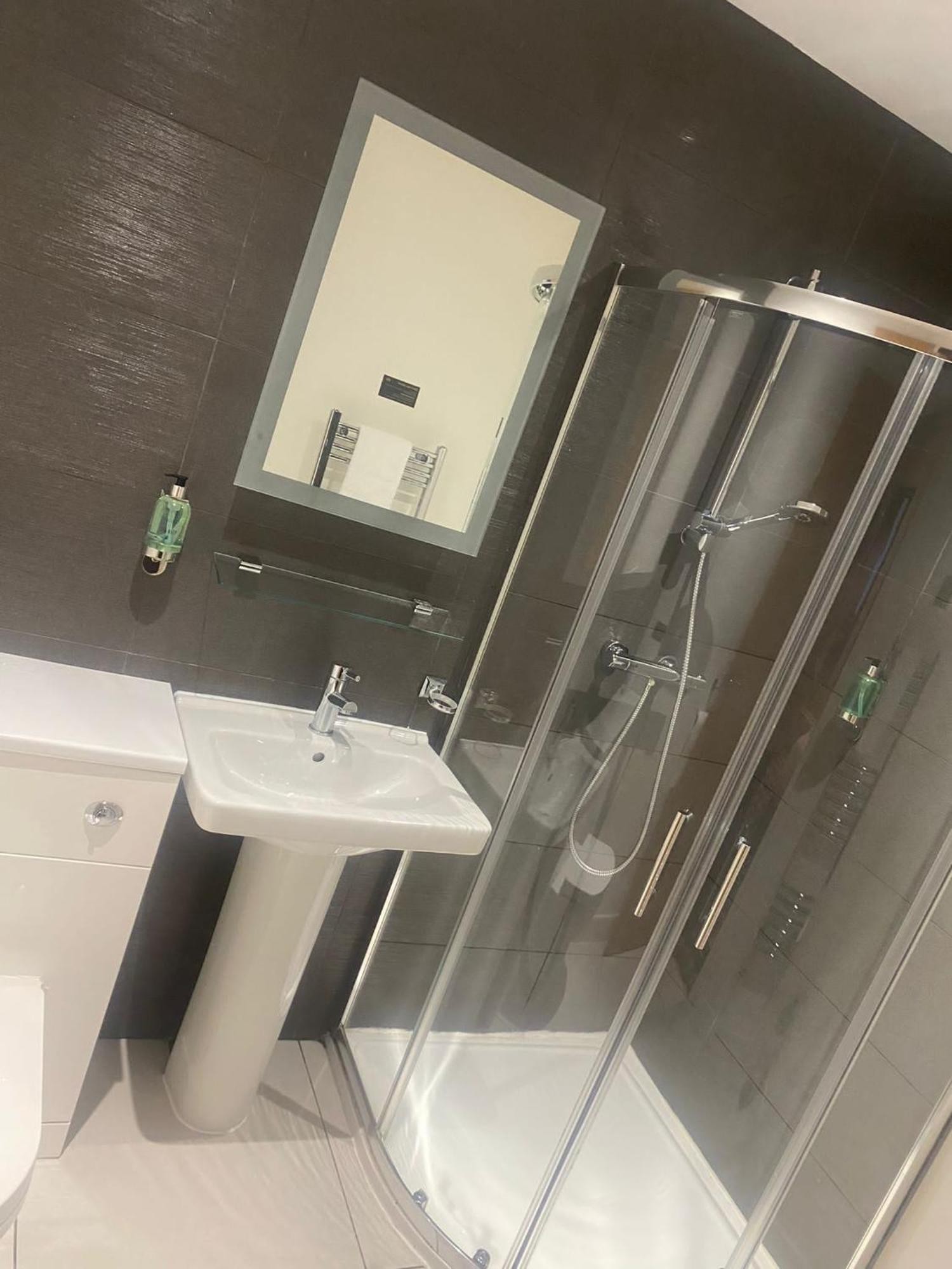Hotel Crown & Bar 3*