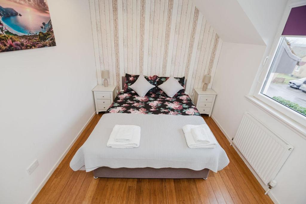 , Cosy House In Villa