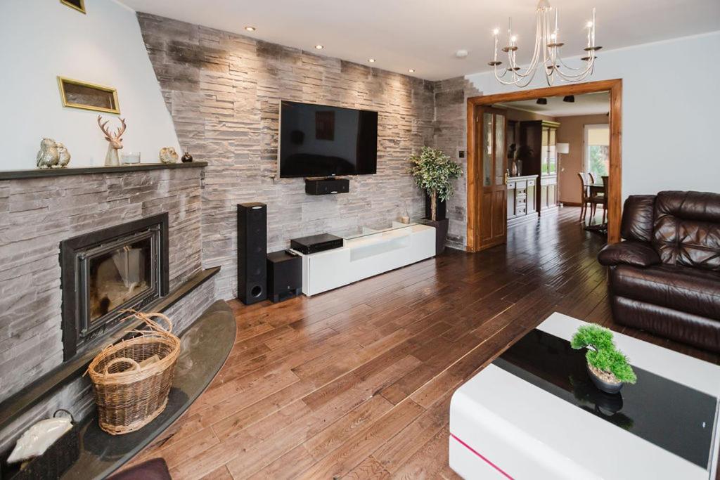 Villa , Cosy House In *