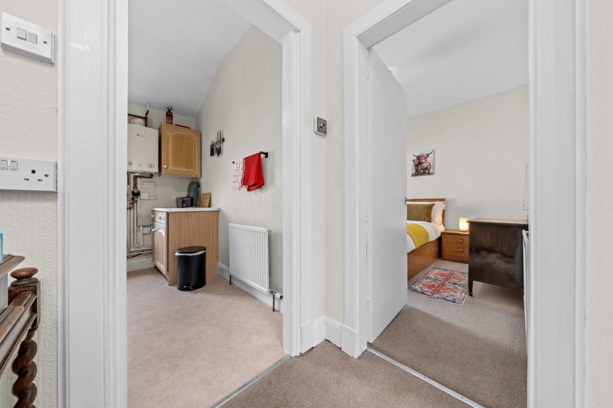 1 Bedroom - Apartment