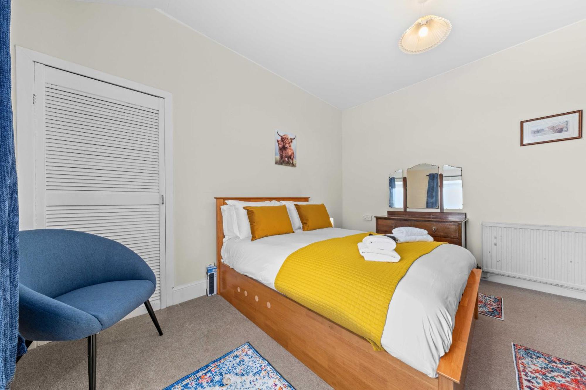 1 Bedroom - Apartment