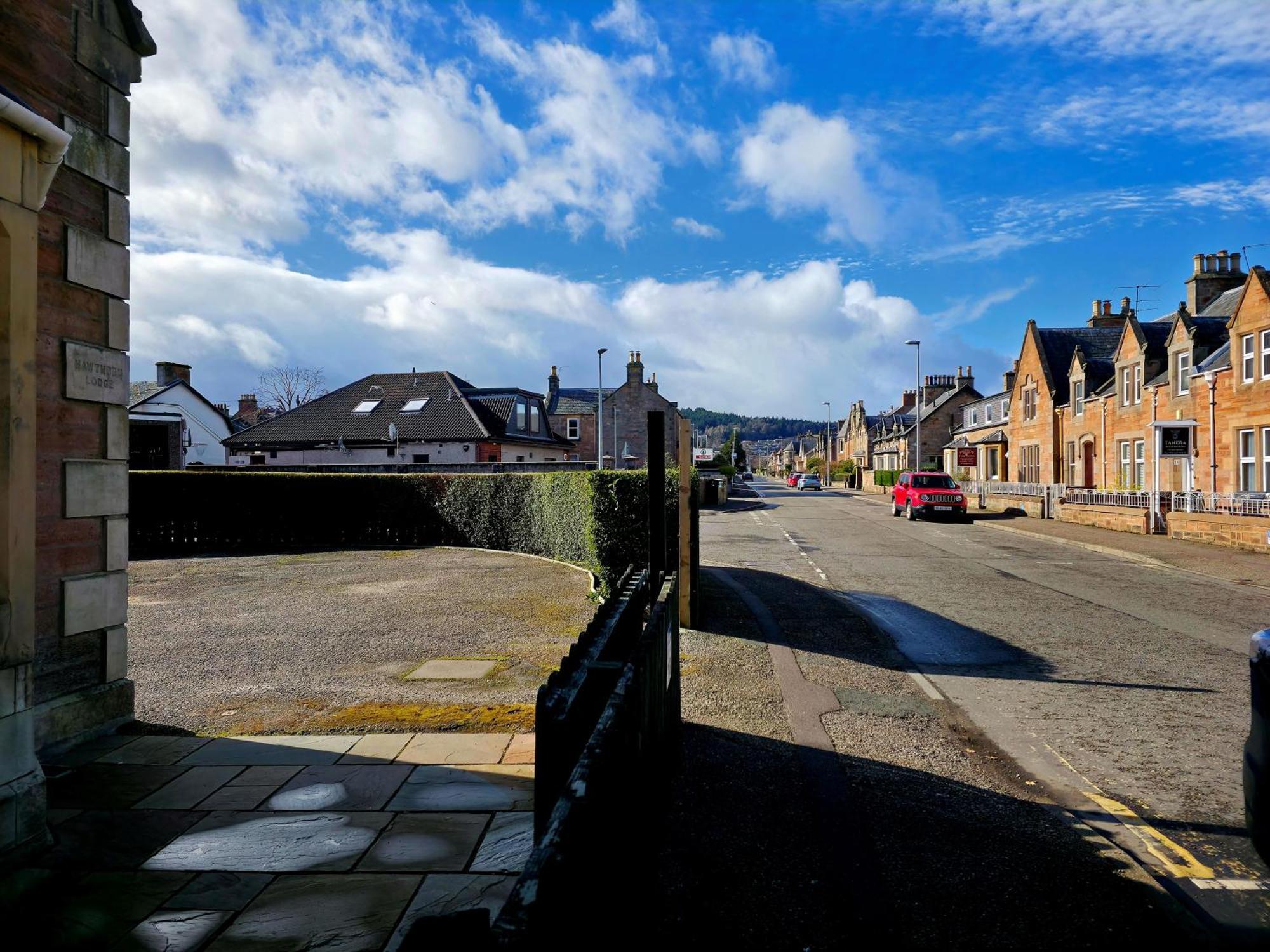 4 Bedroom House Free Parking Villa *