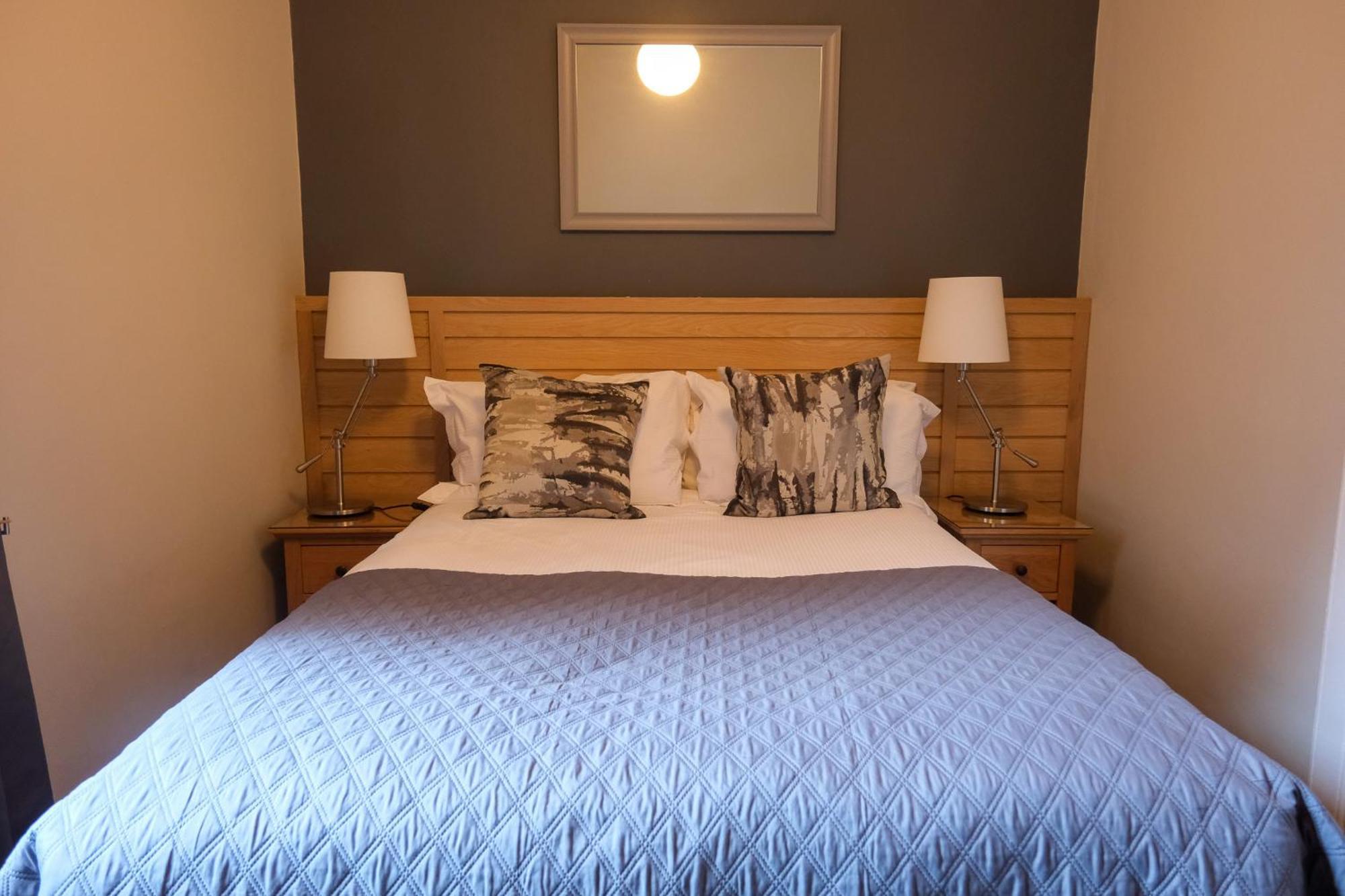 The Glen Mhor Apartment *