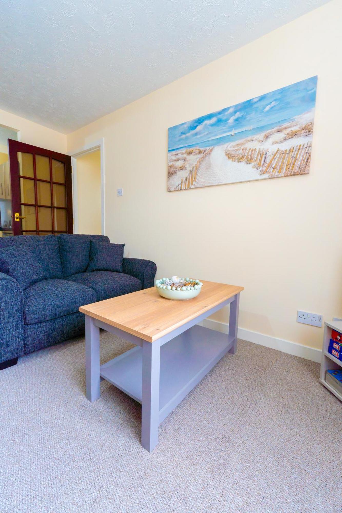 Apartment Lovely & Bright 2 Bed *