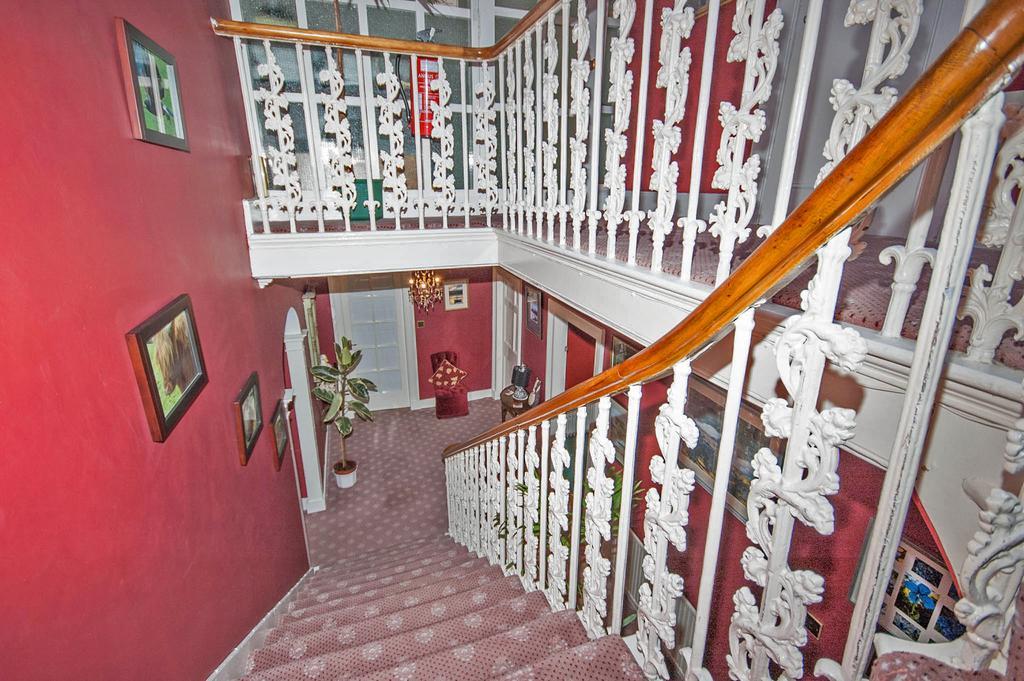 Glendruidh House