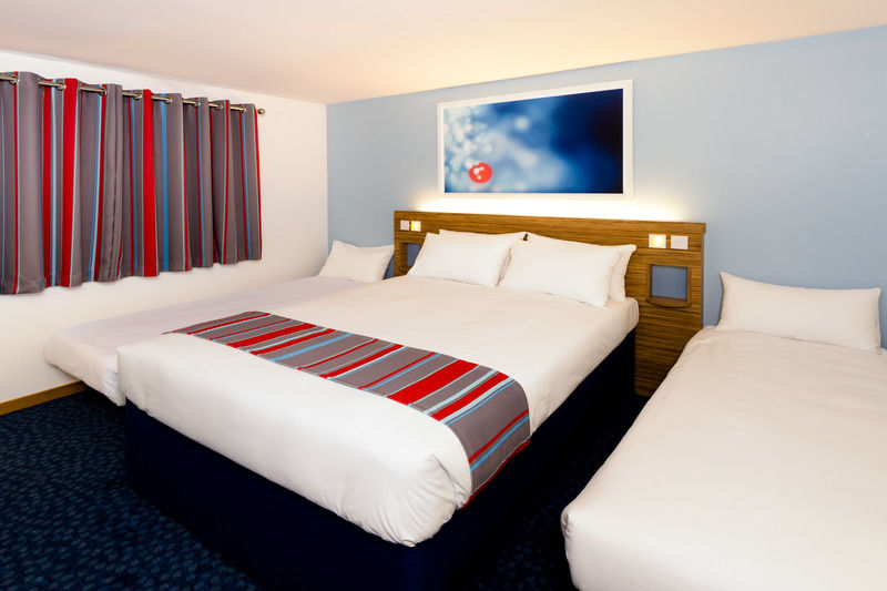 Hotel Travelodge Fairways 3*