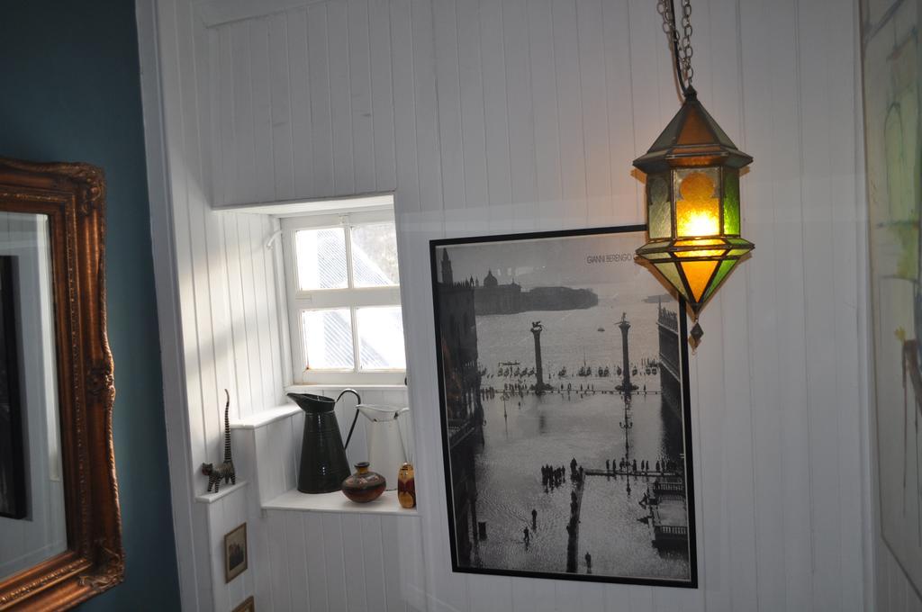 Bed & Breakfast Clachamish House - Vegetarian Bed & Breakfast *