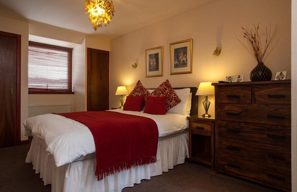 Bed & Breakfast Dunhallin House