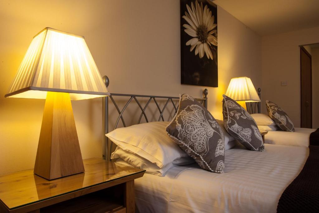 Bed & Breakfast Dunhallin House