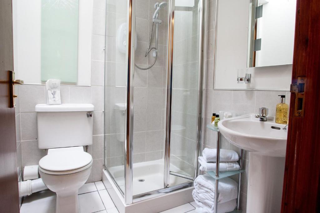 Dunhallin House Bed & Breakfast 4*