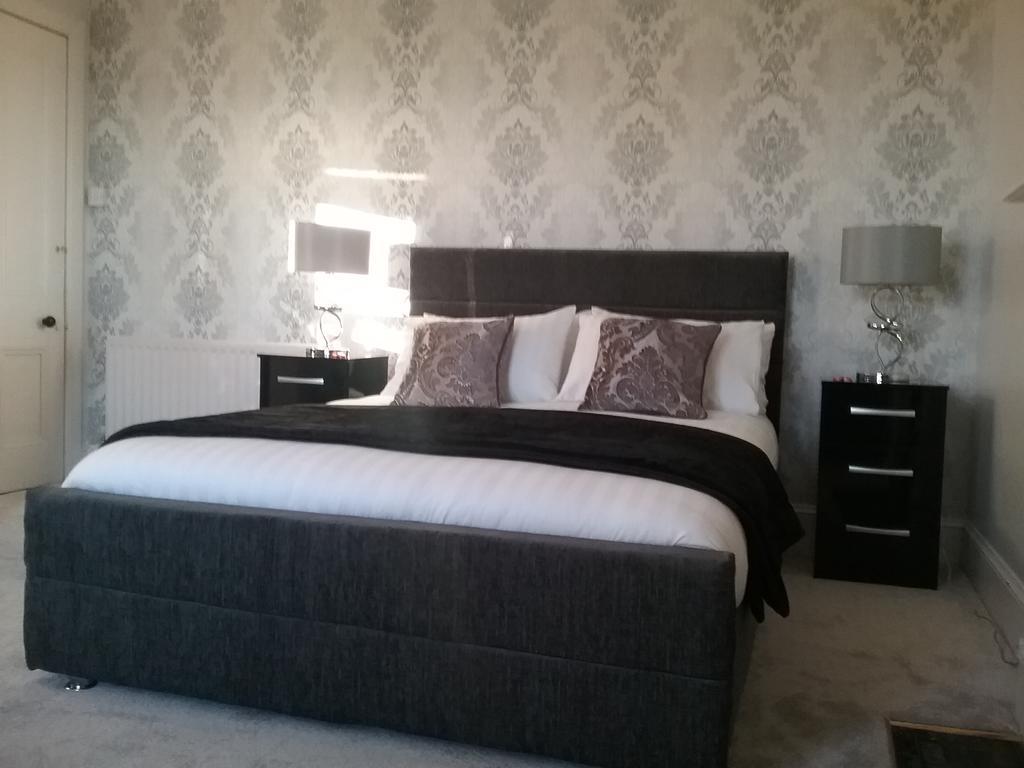 Crown House Guest house