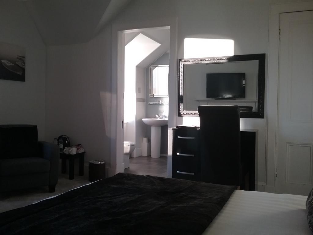 Crown House Guest house