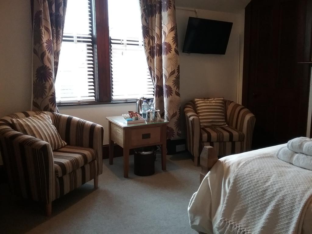 Crown House *