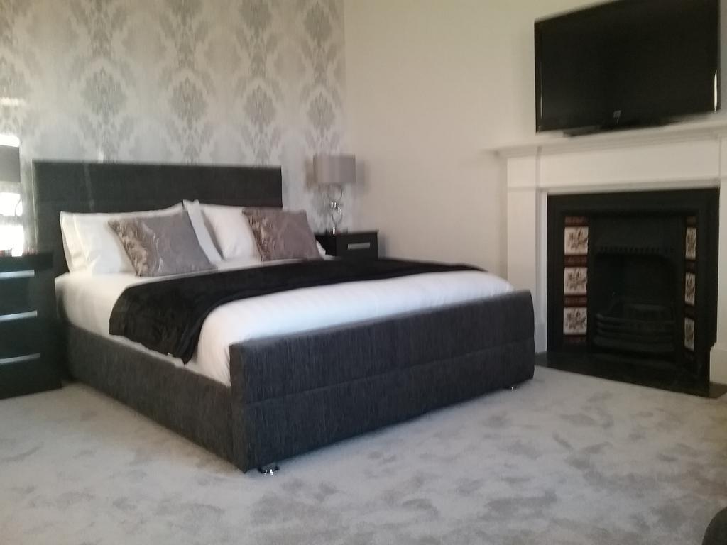 Crown House *