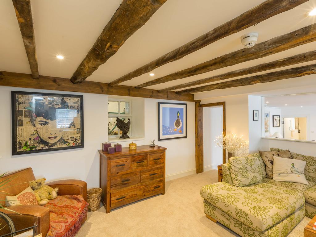 Charleston House Guest house