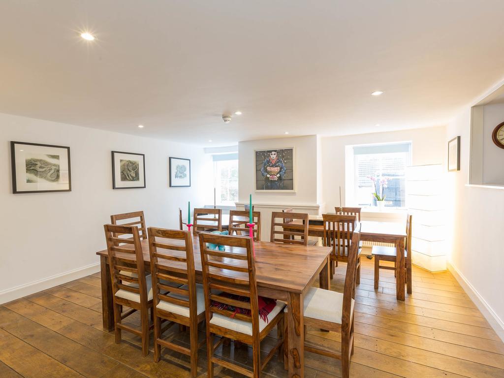 Guest house Charleston House 4*