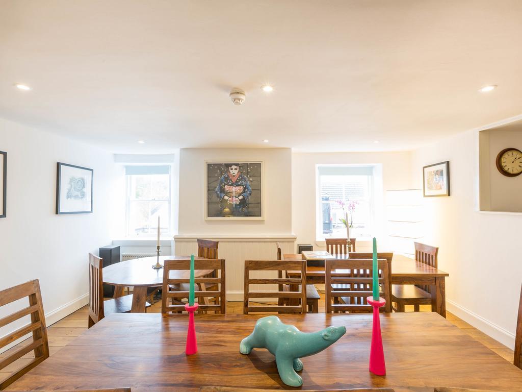 Charleston House Guest house 4*