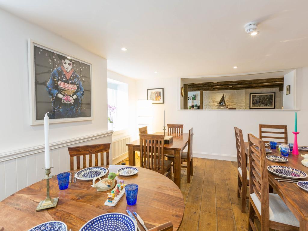 Guest house Charleston House 4*
