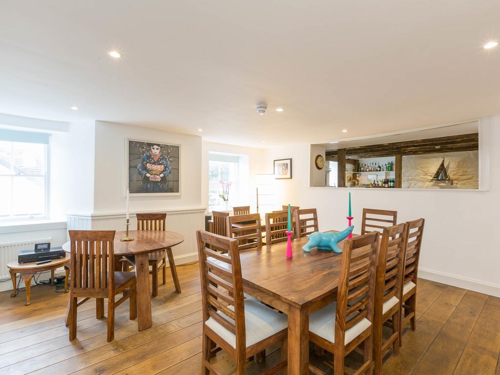 Guest house Charleston House 4*