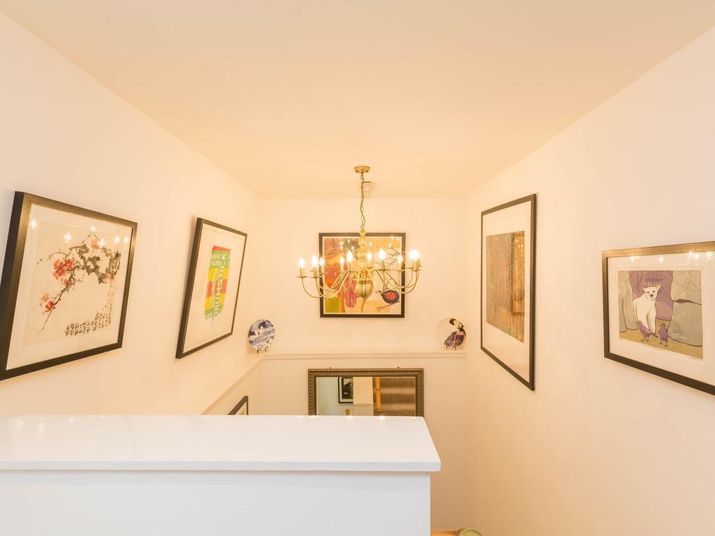 Charleston House Guest house