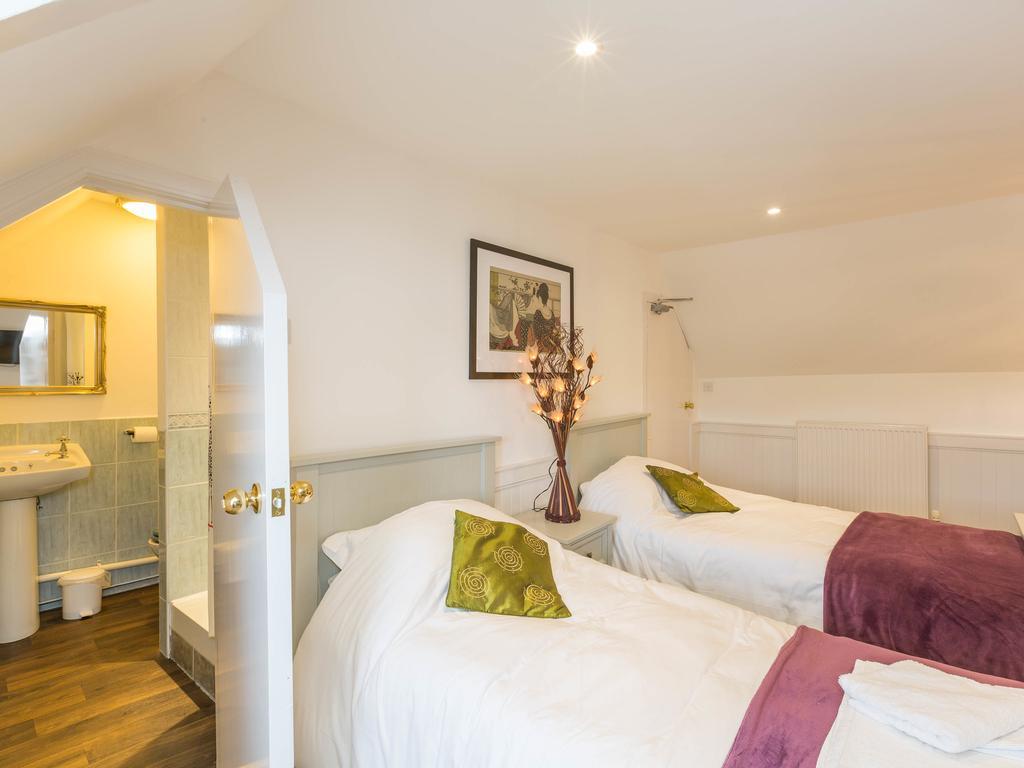 Charleston House Guest house